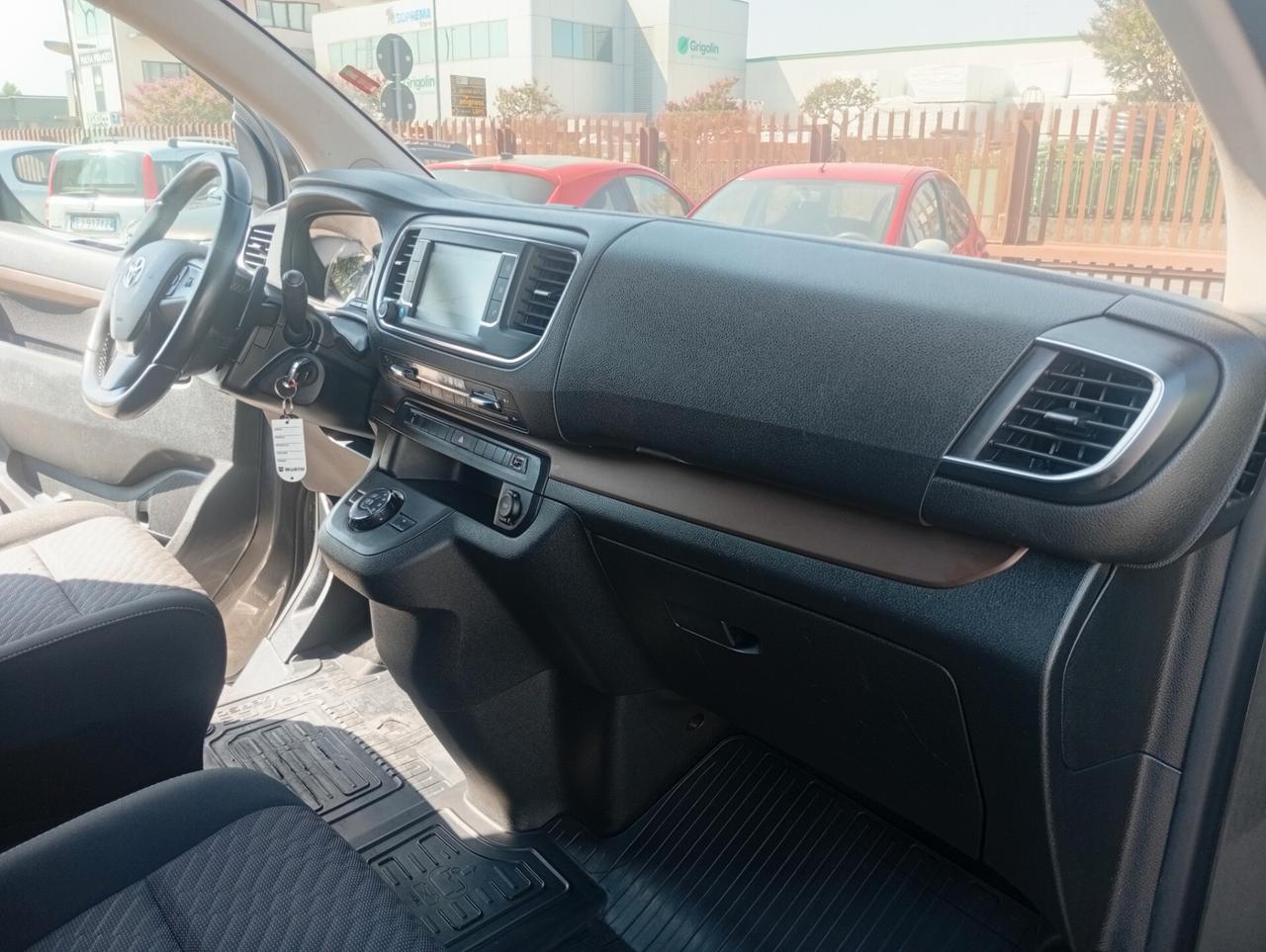 Toyota Proace Verso 2.0D 180 CV Black Edition 8 POSTI