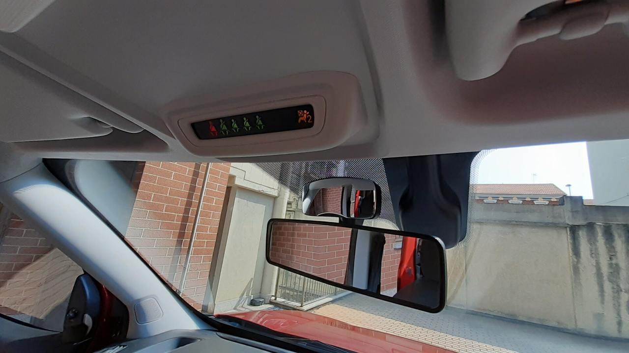 Doblo disabili pianale ribassato benzina 16.561 KM!