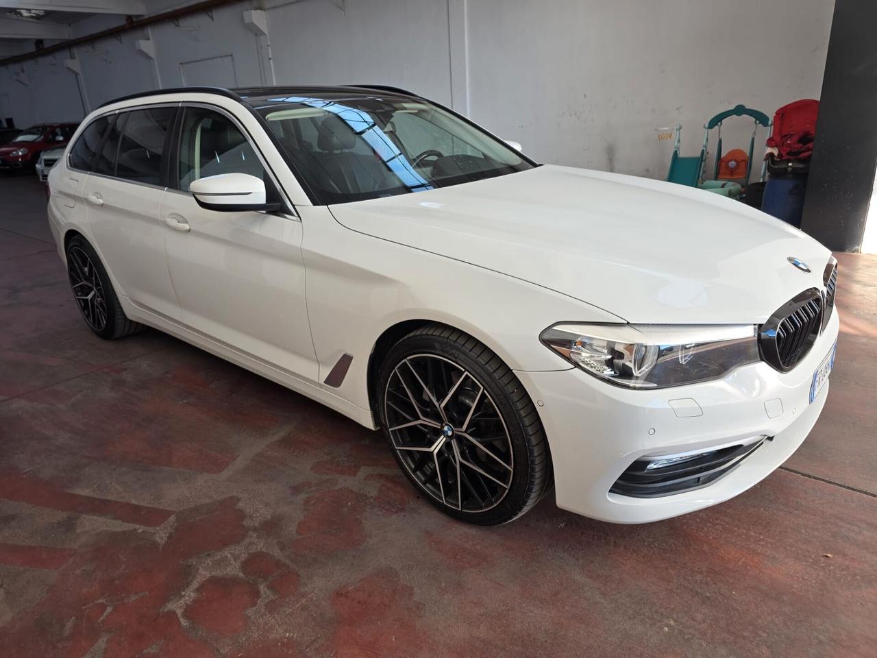 Bmw 520D xDrive Touring MSport gancio traino