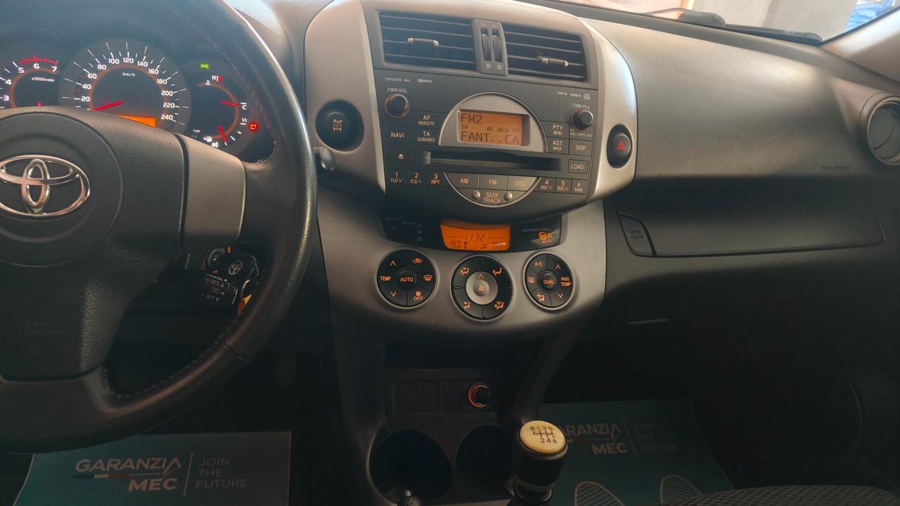 Toyota RAV 4 RAV4 2.2 D-4D 136 CV Luxury