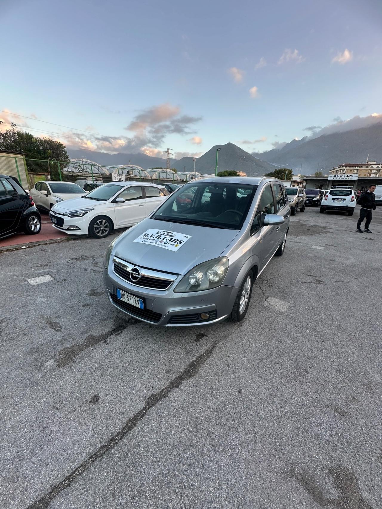 Opel Zafira 1.9 CDTI 120CV Cosmo