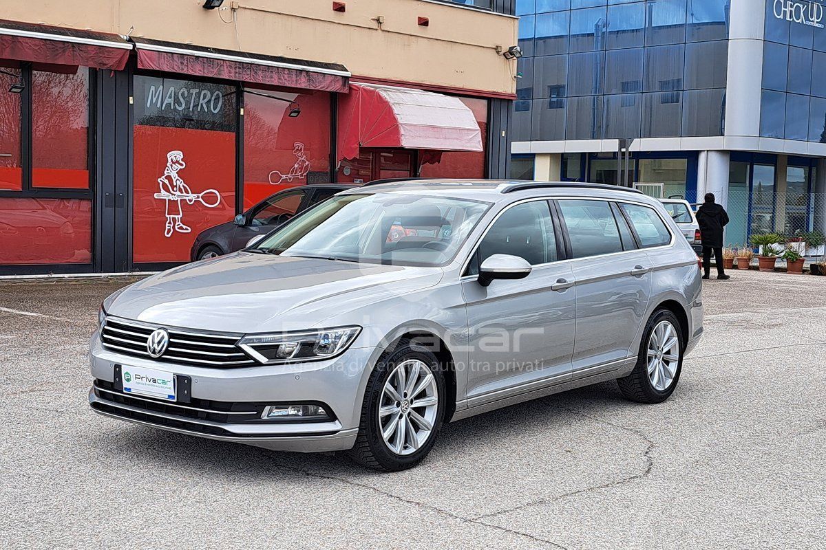 VOLKSWAGEN Passat Variant 1.6 TDI SCR DSG Business BMT