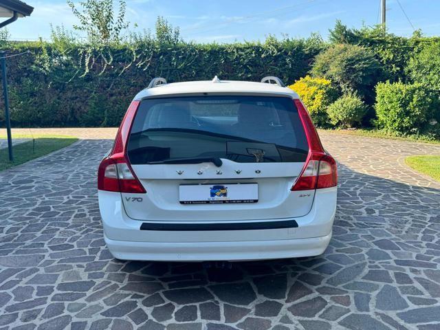 VOLVO V70 2.5 FT MOMENTUM AFV BI-FUEL