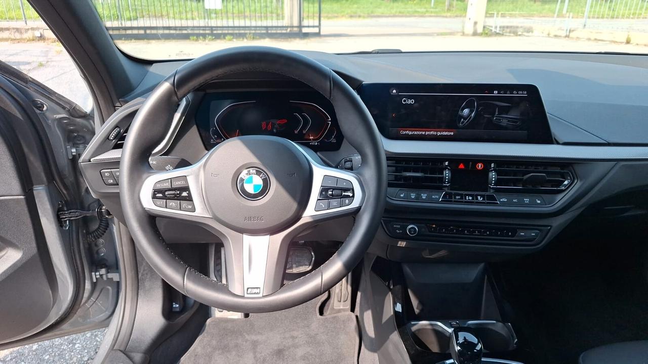 Bmw 120 120d 5p. Msport