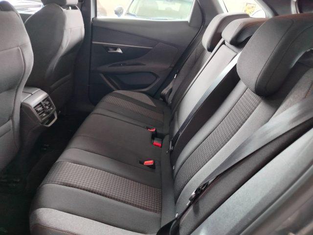 PEUGEOT 3008 BlueHDi 130 S&S Active Business