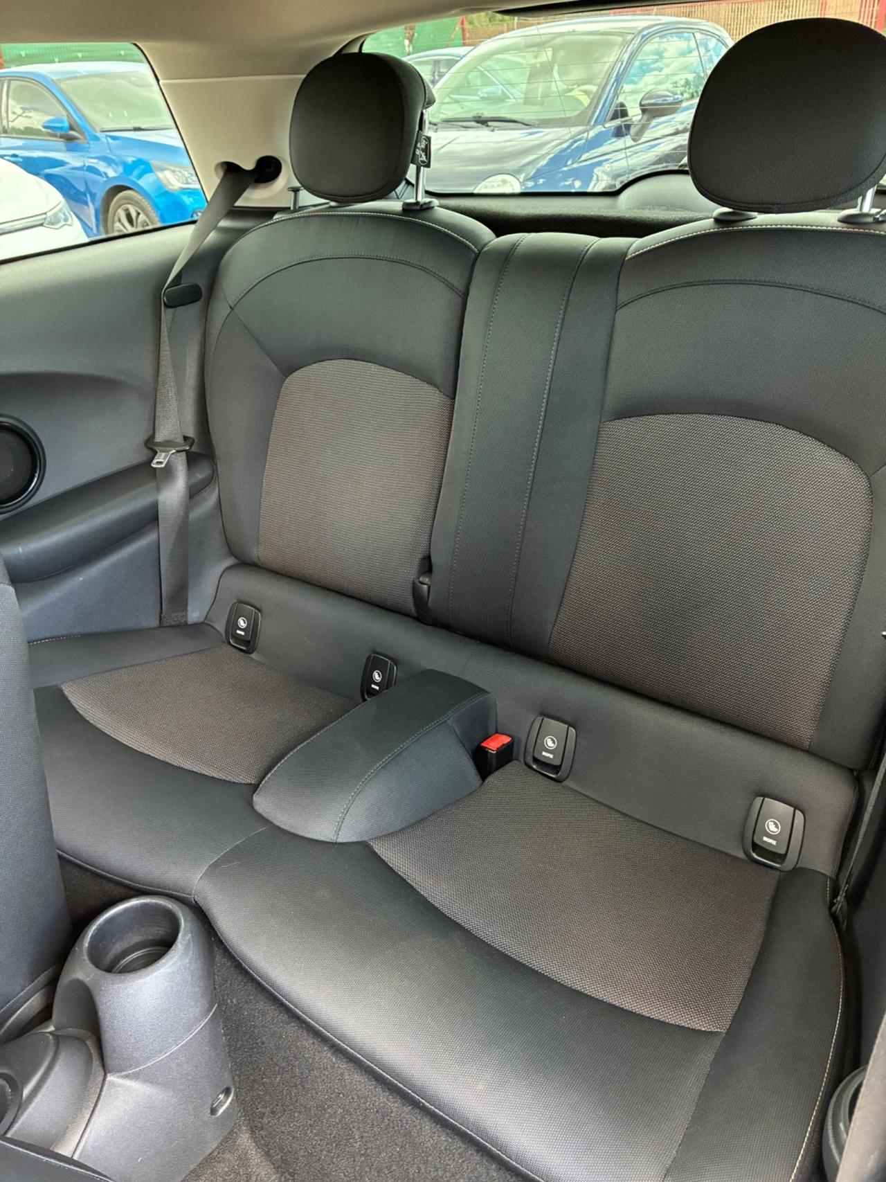 Mini 1.5 One D Business