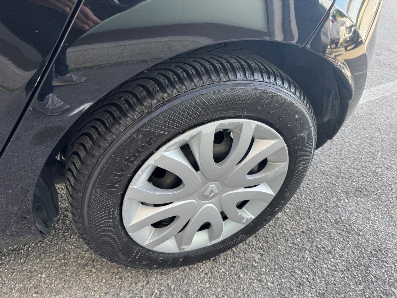 Renault Clio 1.2 75CV