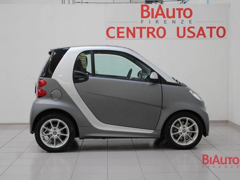 smart fortwo fortwo 1000 52 kW MHD coupé passion