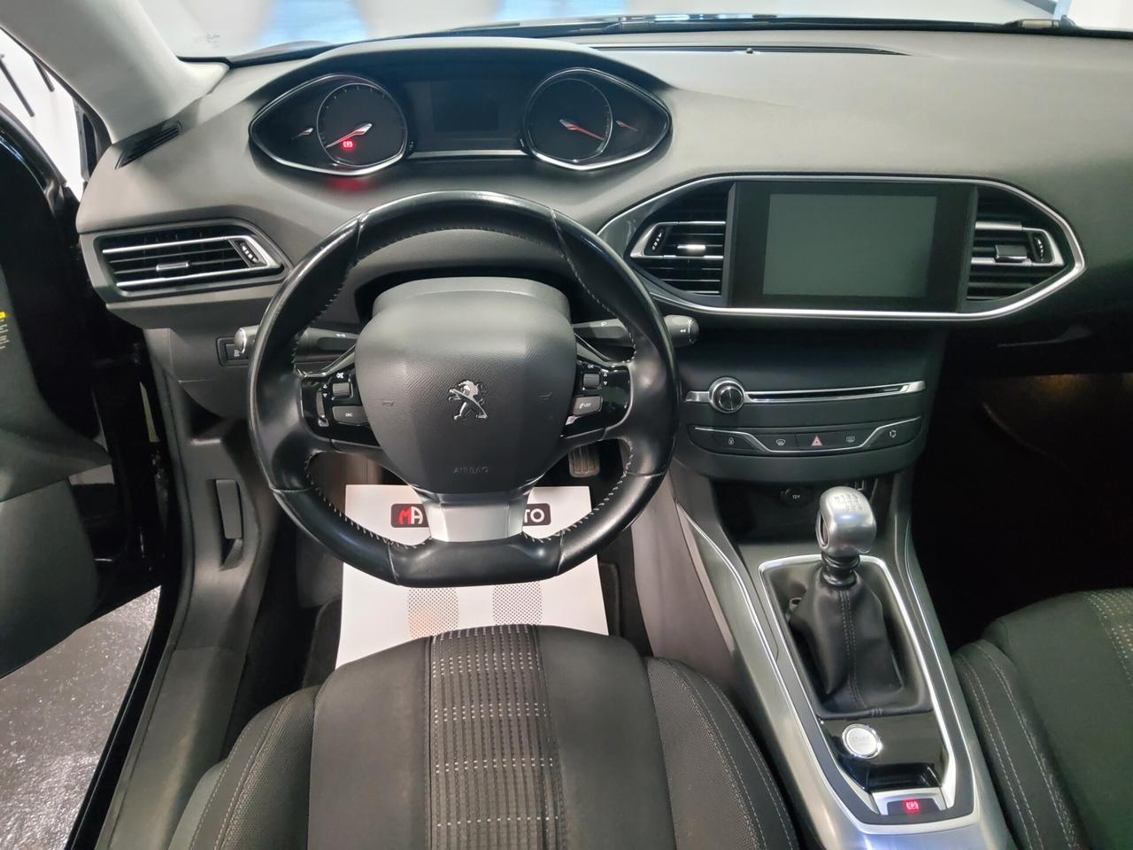 Peugeot 308 BlueHDi 120 S&S Allure