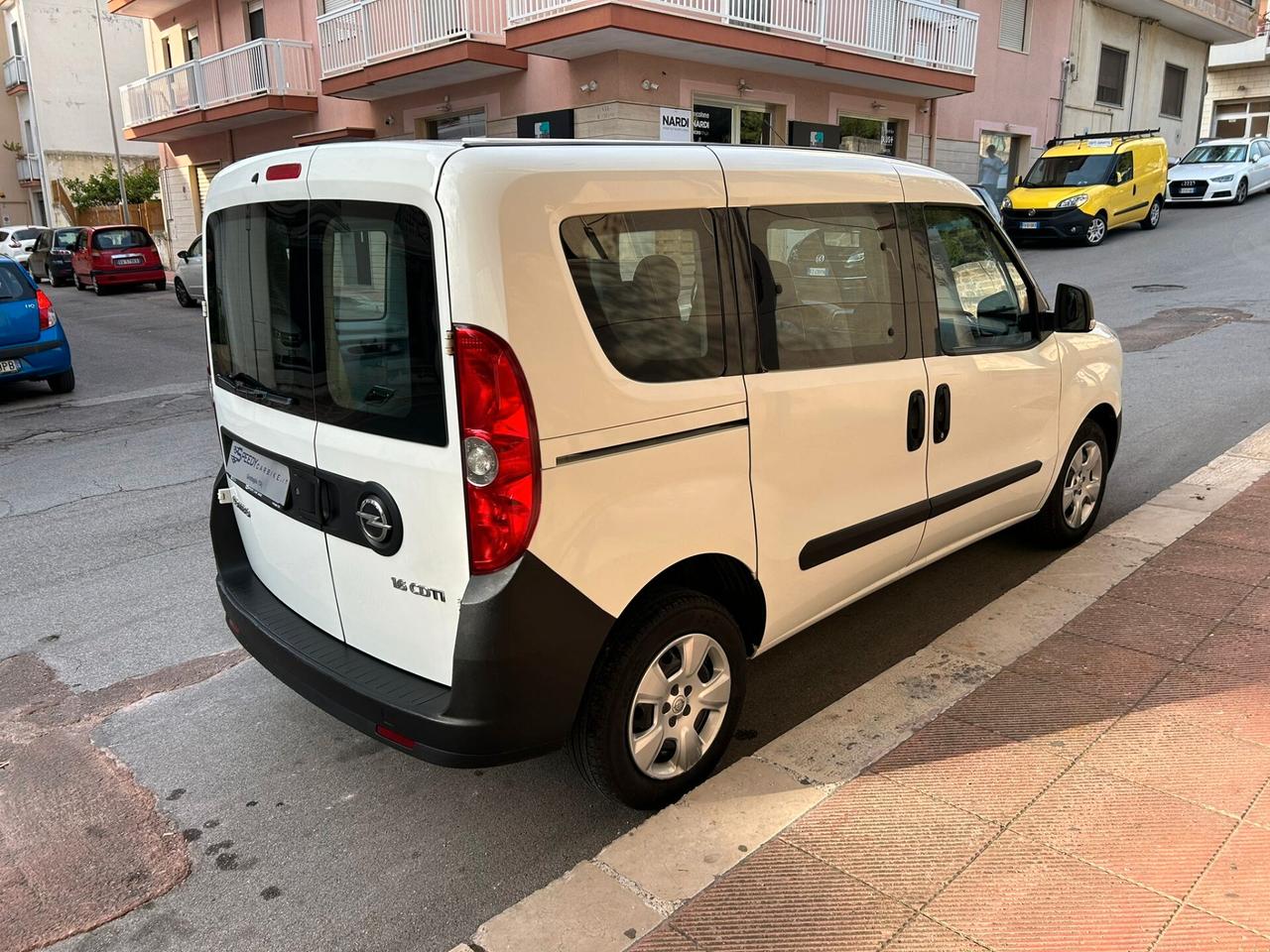 Opel Combo 1.6 mjt 2016 5posti N1