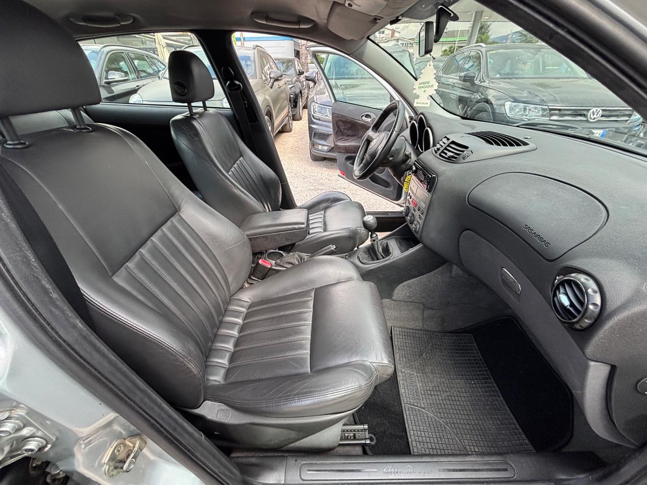 ALFA ROMEO 147 1.9JTD 5P DISTINCTIVE