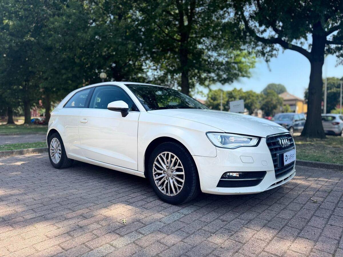 Audi A3 III 2013 3p 1.6 tdi Ambition