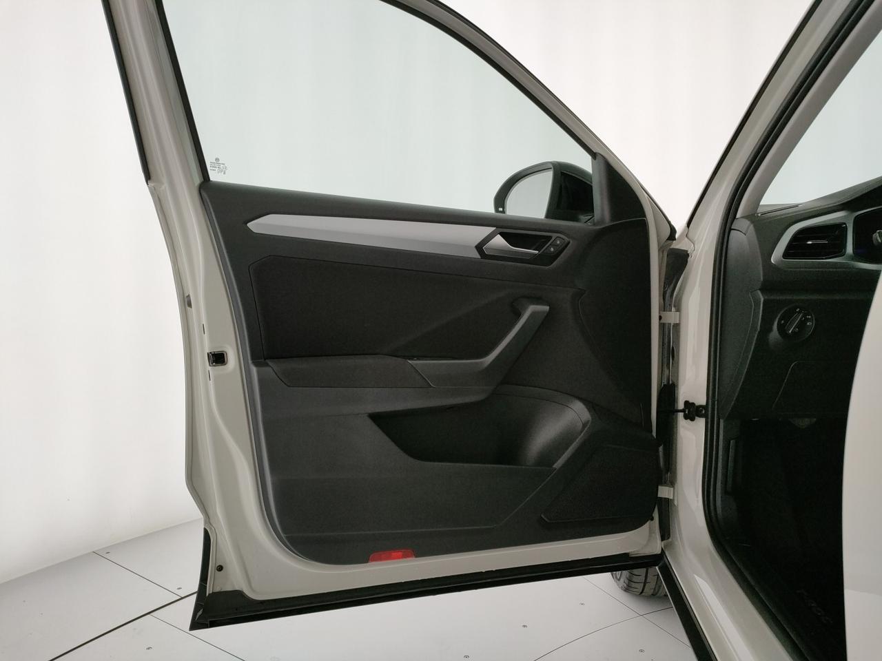 Volkswagen T-Roc 1.5 tsi sport dsg