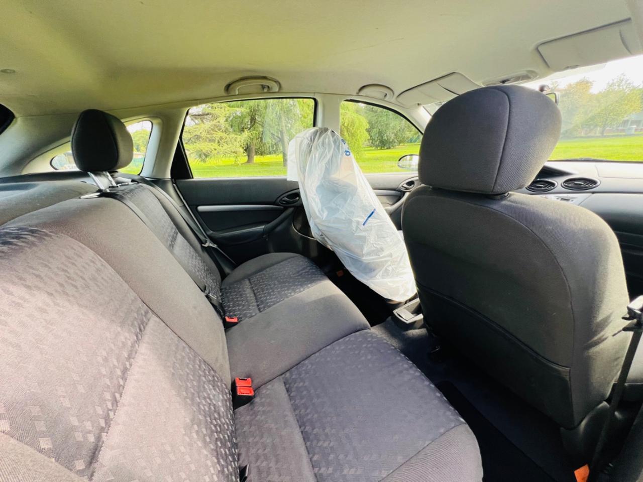 Ford Focus 1.6i 16V cat 5p. Ghia