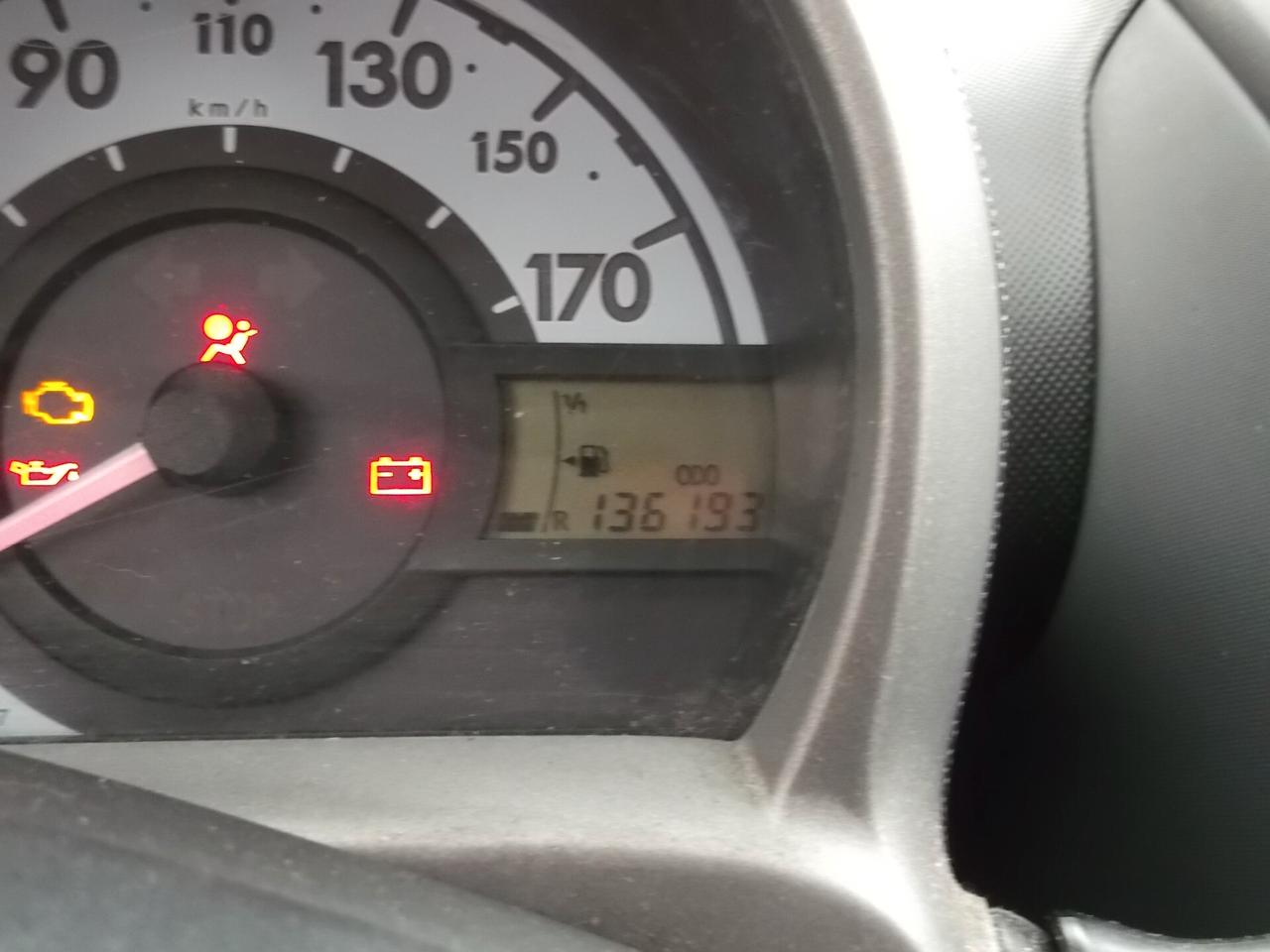 Toyota Aygo 1.0 12V VVT-i 3 porte Sol - 02