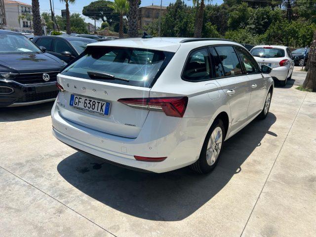 SKODA Octavia 2.0 TDI EVO SCR DSG Wagon Ambition