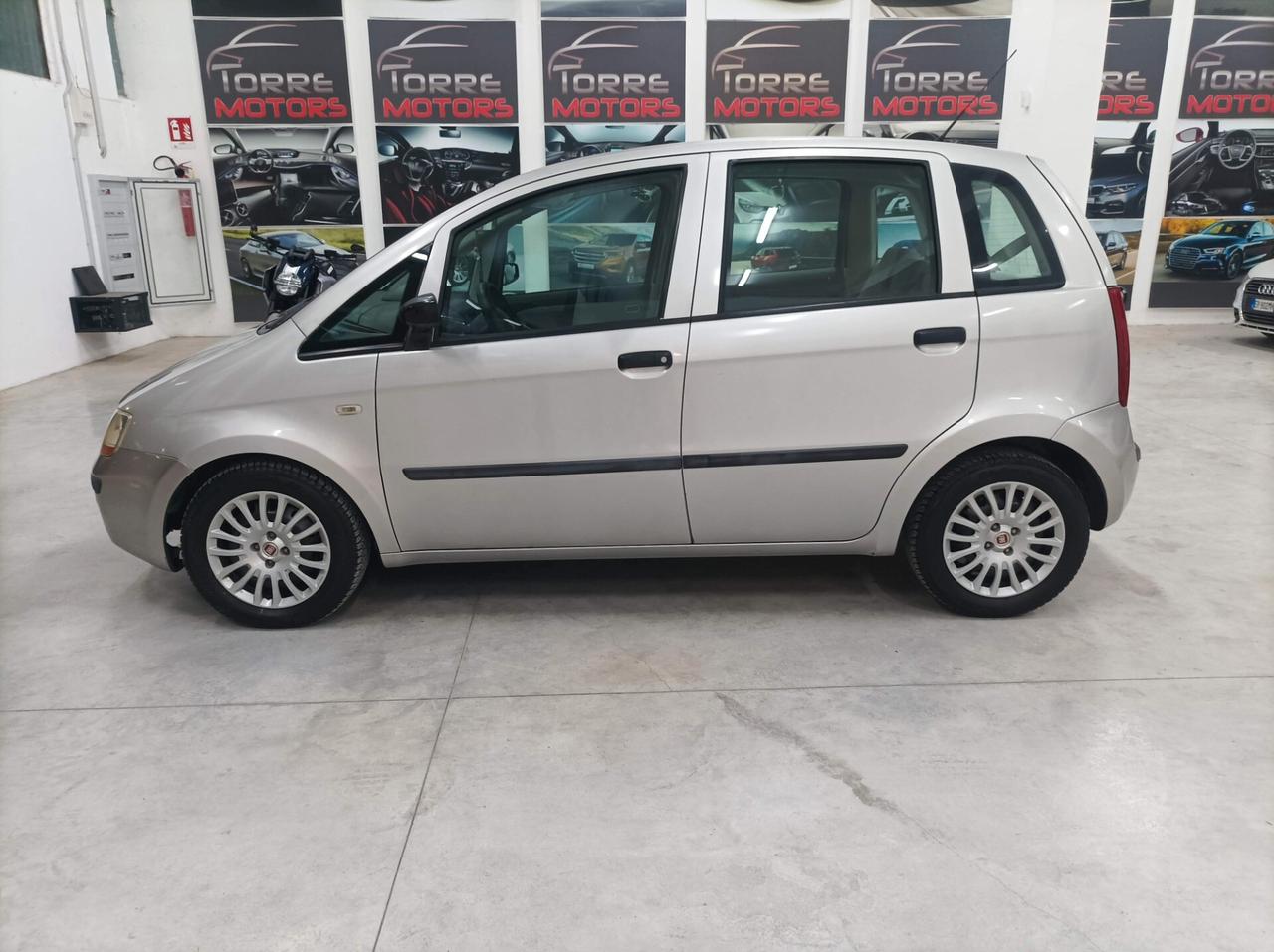 Fiat Idea 1.3 Multijet 16V Dynamic 05/2004