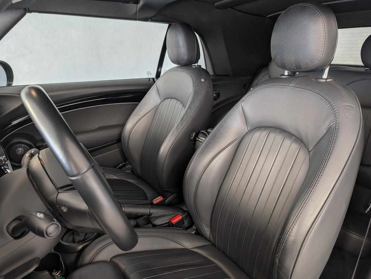 Mini Cooper Cabrio 1.5 Cooper Premium Plus