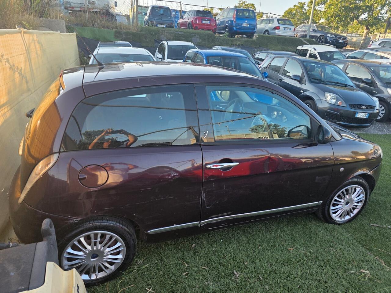 Lancia Ypsilon 1.2 69 CV Unyca euro 5 neopatentati