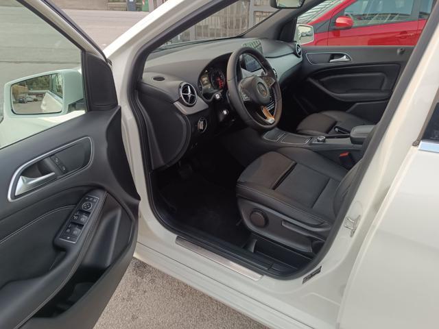 MERCEDES-BENZ B 180 d Automatic Sport