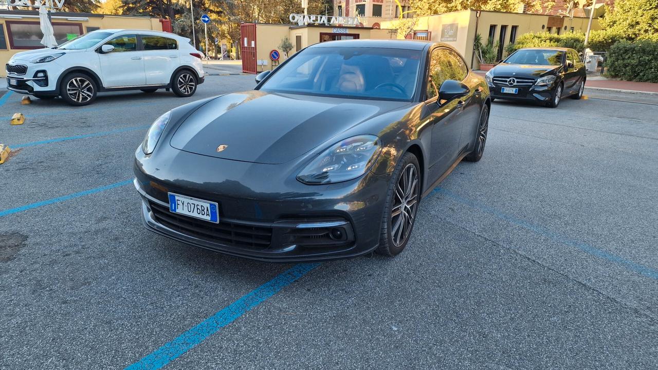 Porsche Panamera 2.9 4