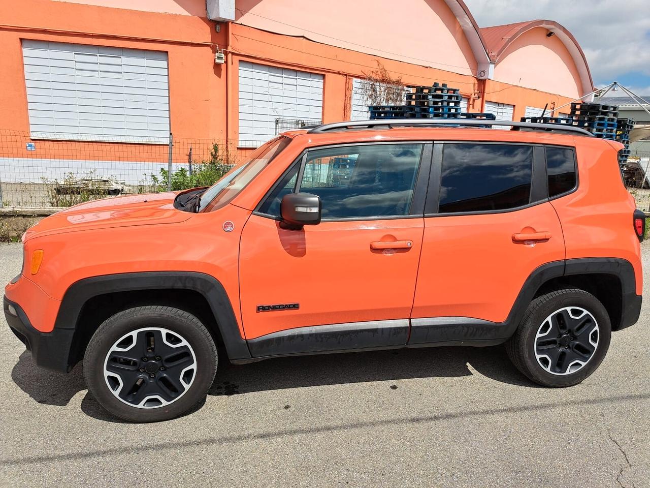 Jeep Renegade 2.0 Mjt 170CV 4WD Active Drive Low Trailhawk