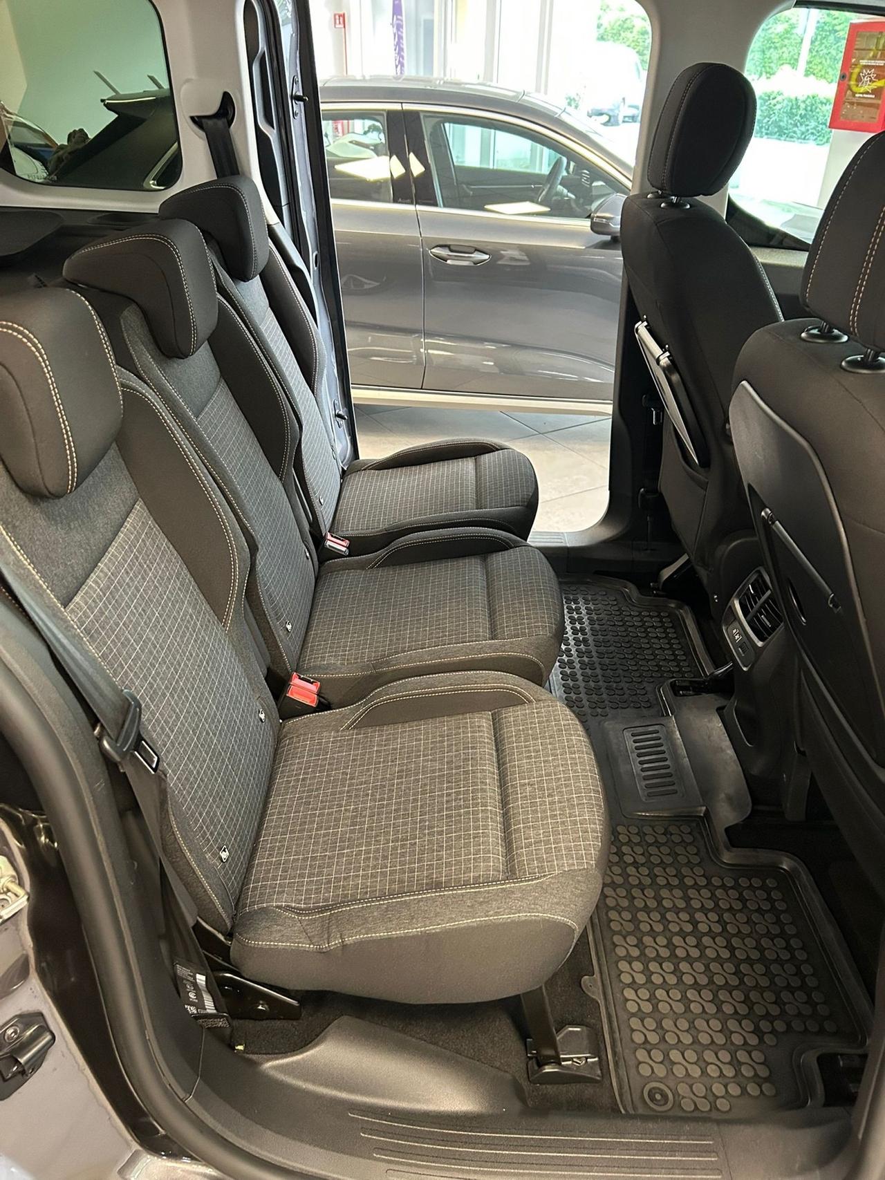 Peugeot Rifter BlueHDi 130 S&S GT Line Standard