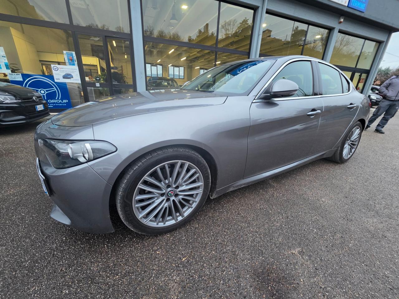 Alfa Romeo Giulia 2.2 Turbodiesel 180 CV Business Sport