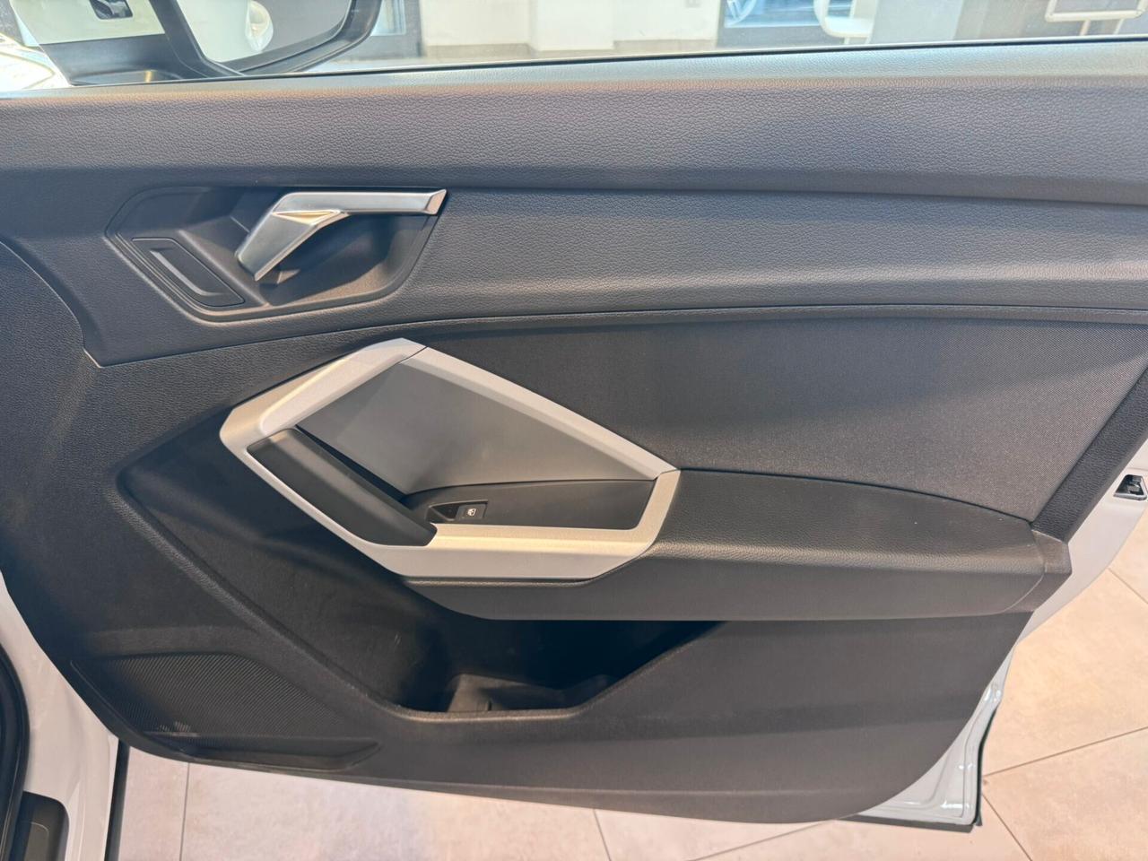 Audi Q3 SPB 35 TDI S tronic Business Advanced