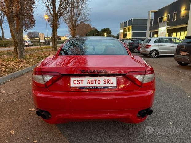 MASERATI GranTurismo 4.2 V8