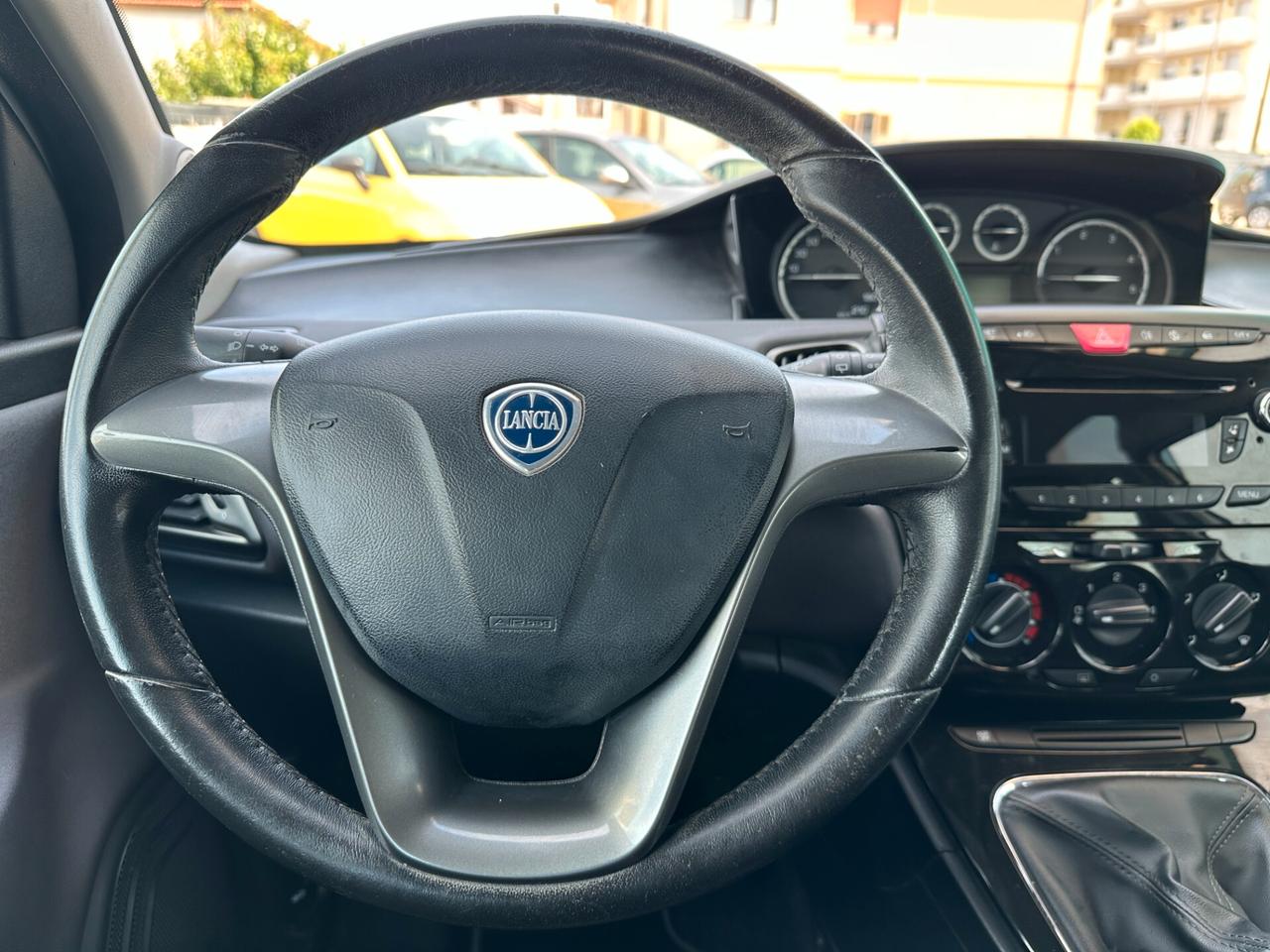 Lancia Ypsilon 1.3 MJT 16V 95 CV 5 porte S&S Gold