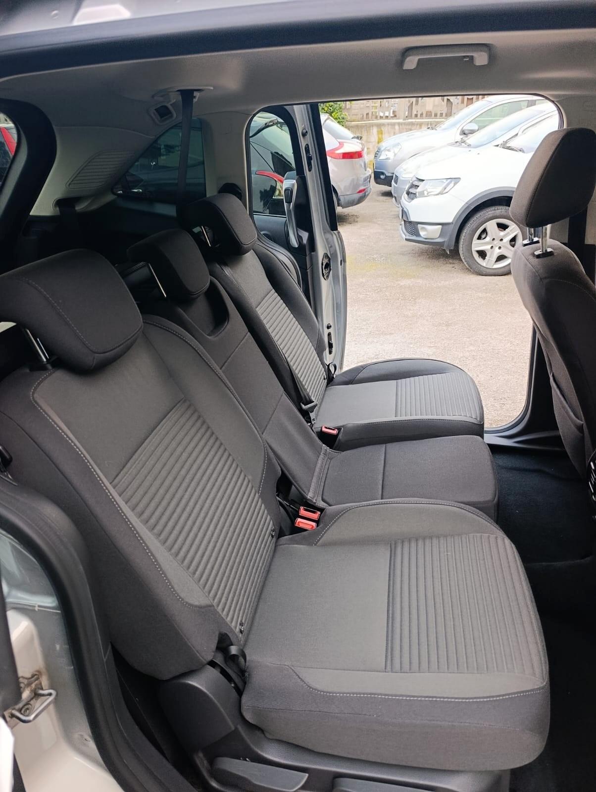 Ford C-Max7 1.5 TDCi Titanium 2016