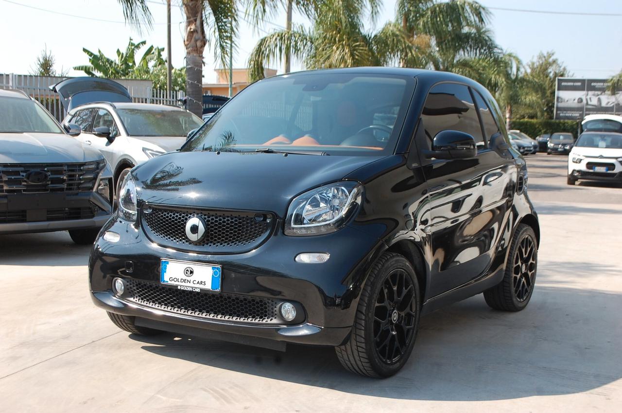 Smart forTwo 0.9 t Passion 90CV Led Lega Uff Italy USB