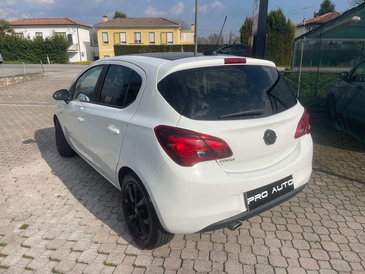 Opel Corsa 1.2 5 porte Innovation