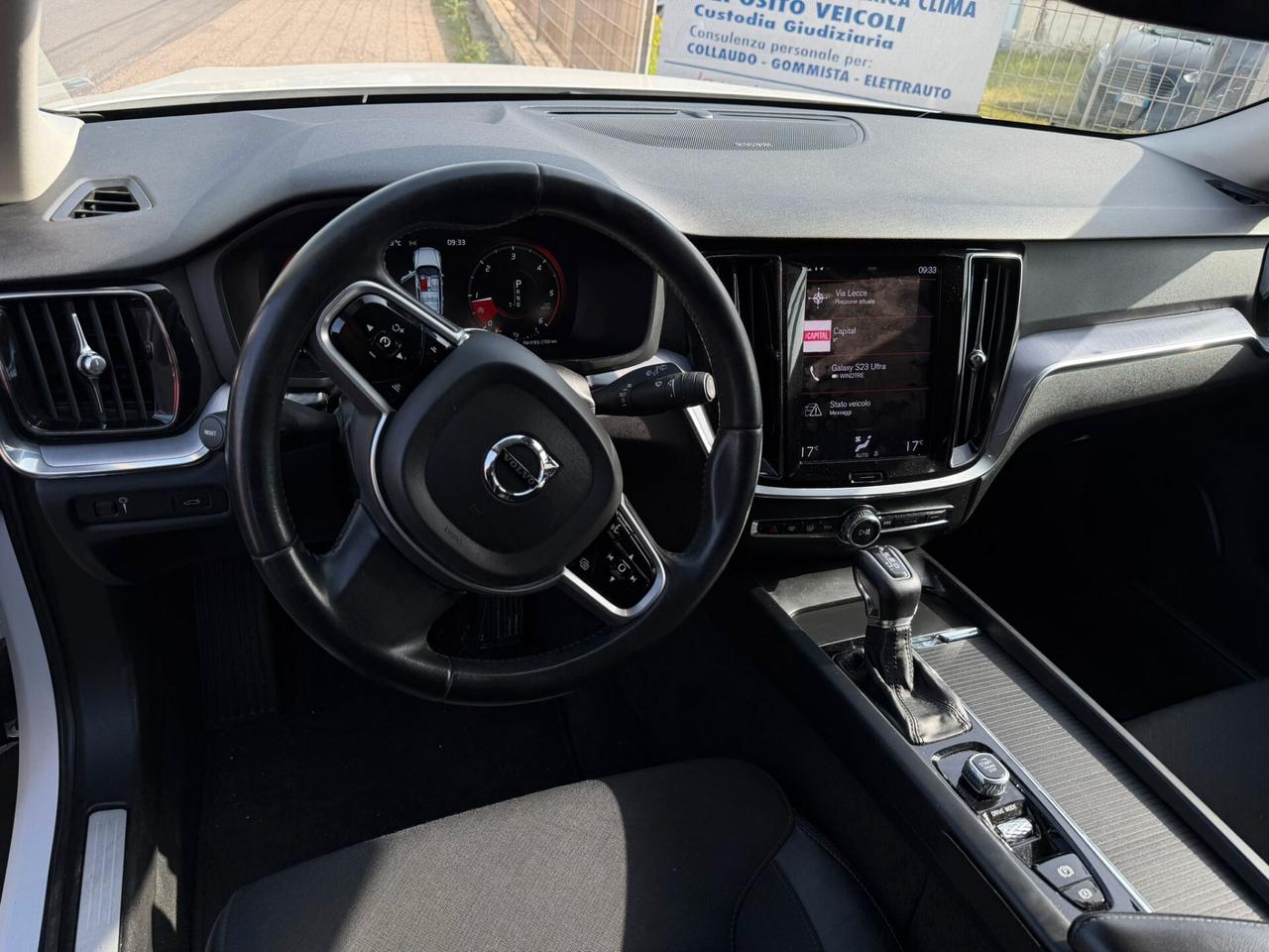 Volvo V60 Cross Country - 2.0 DIESEL - 2020