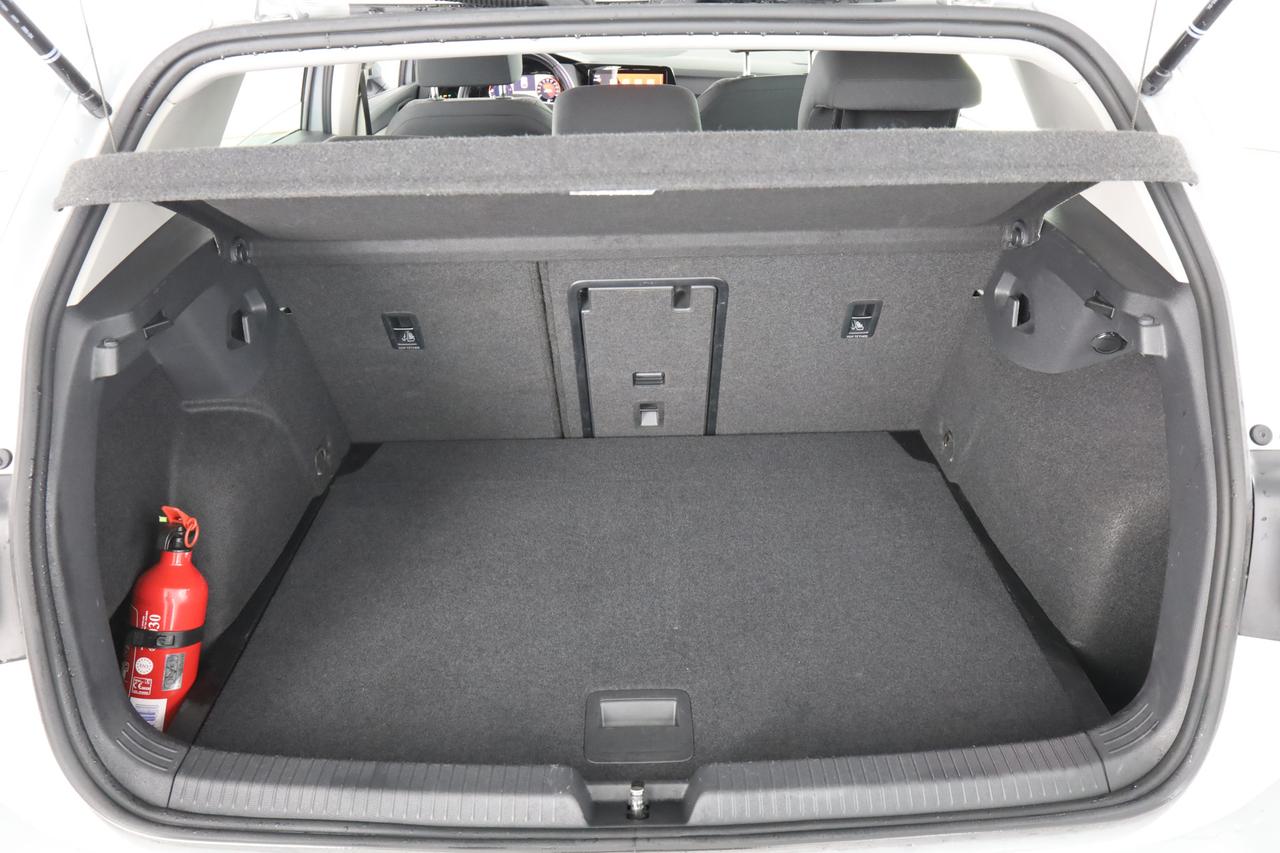 VOLKSWAGEN Golf 8ª serie Golf 2.0 TDI DSG SCR Life