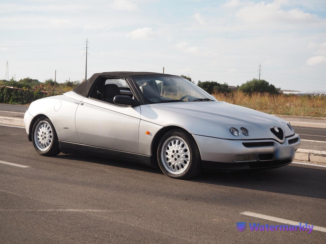 Alfa Romeo Spider 2.0 Twin Spark 16V