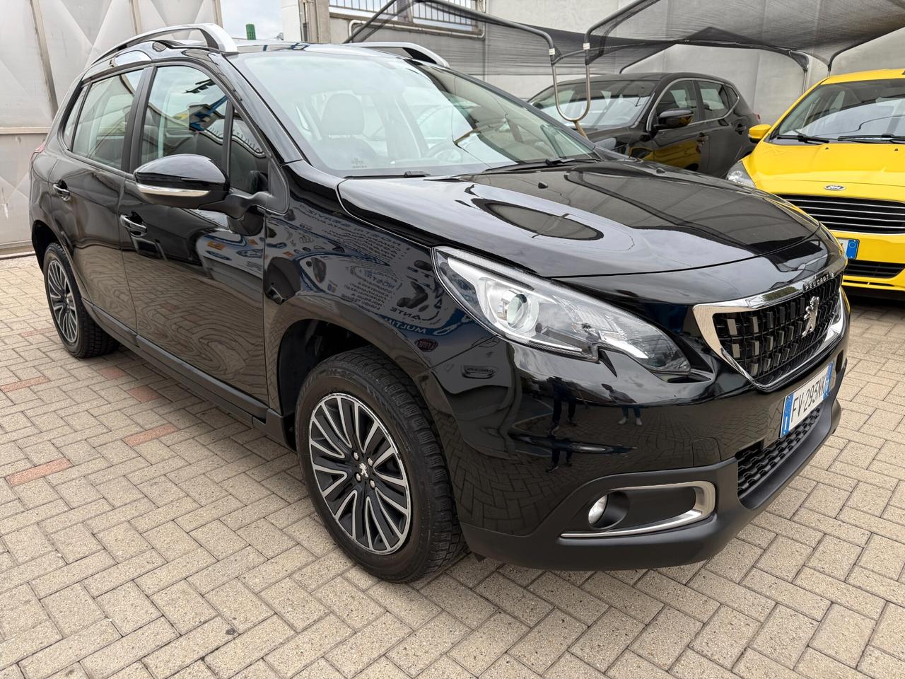 Peugeot 2008 PureTech 82 S&S Allure