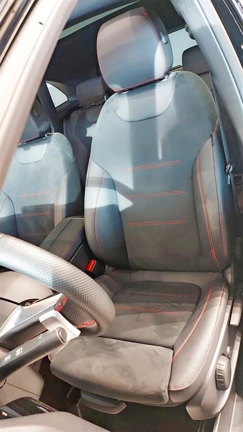 Mercedes-benz GLA 200 d Automatic AMG Line Premium Plus