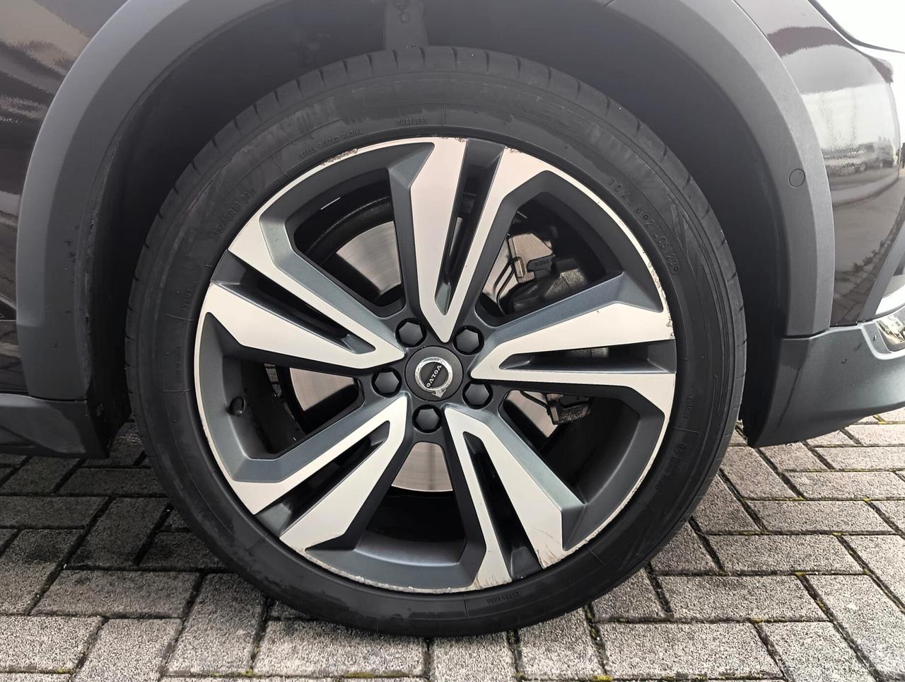 Volvo V60 Cross Country D4 AWD Geartronic Business Plus