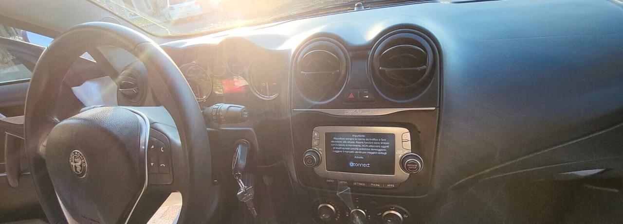 Alfa Romeo MiTo 1.4 T 120 CV GPL Urban