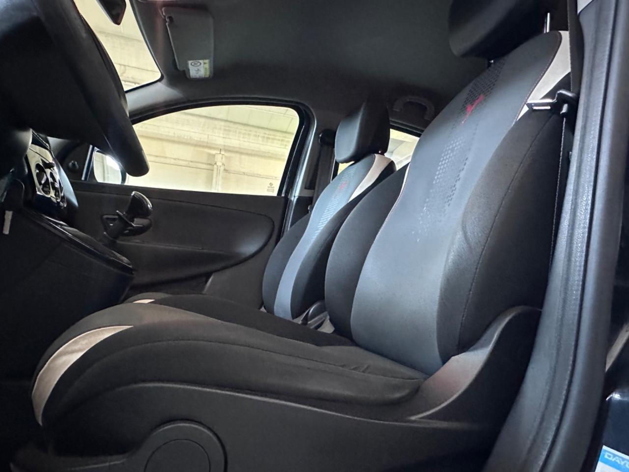 Lancia Ypsilon 1.2 69 CV 5 porte Gold