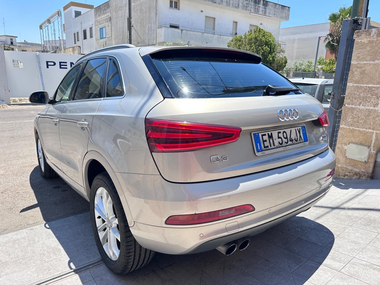 Audi Q3 2.0 TDI 177 CV quattro S tronic Advanced Plus-2012