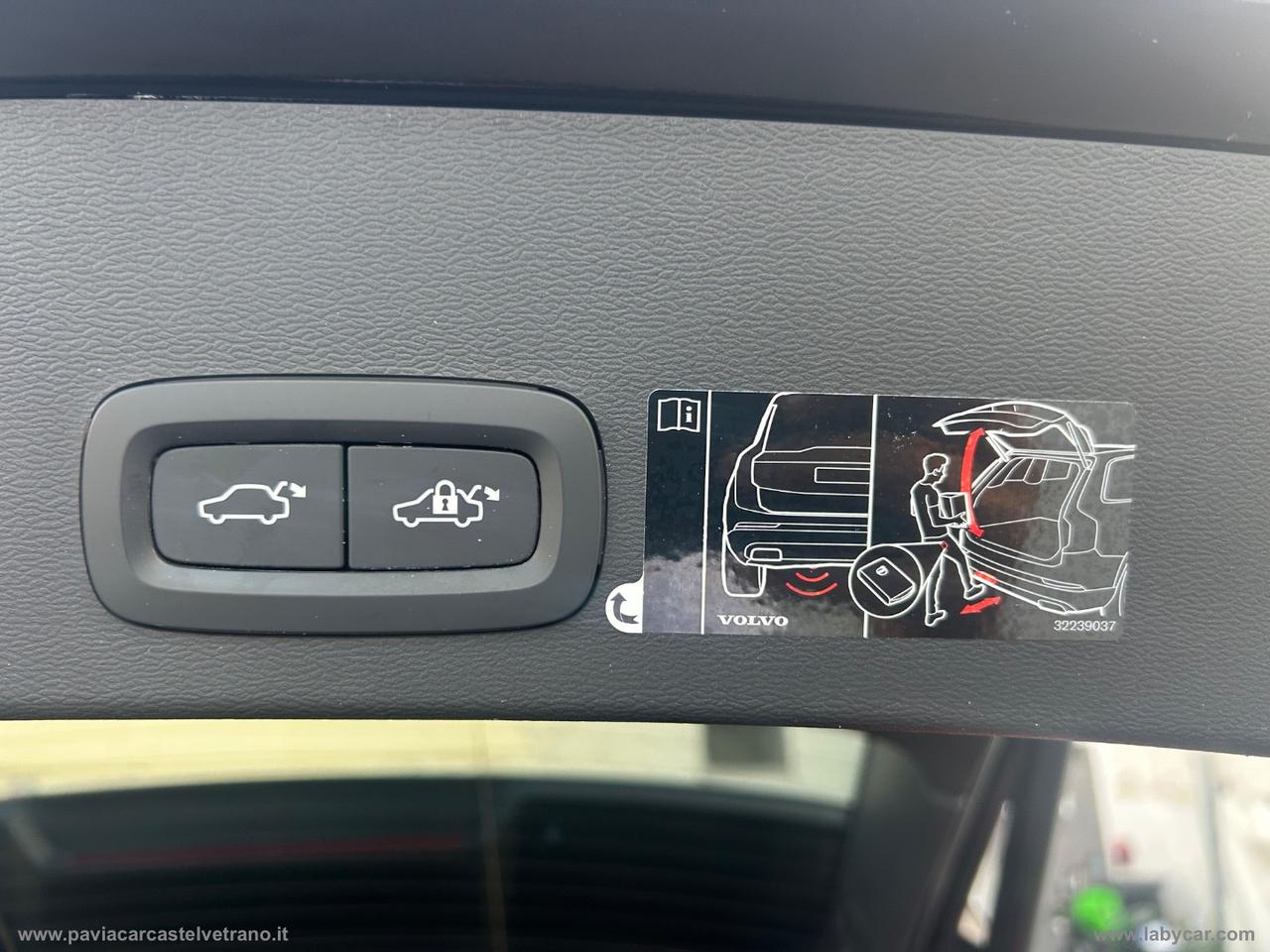 VOLVO XC40 D3 Geartronic R-design