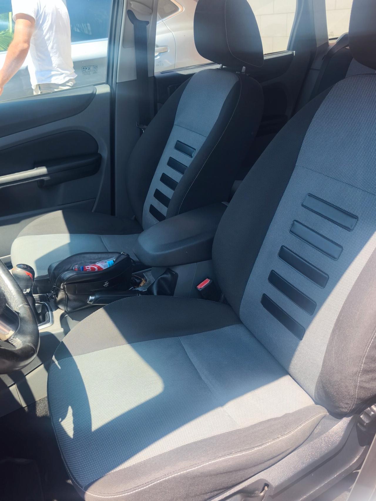 Ford Focus Focus+ 1.6 TDCi 110CV GANCIO TRAINO 2008