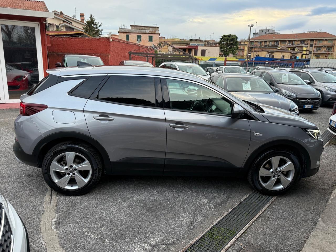 Grandland X 1.2 Turbo 12V 130 CV-Ultimate-unipro-