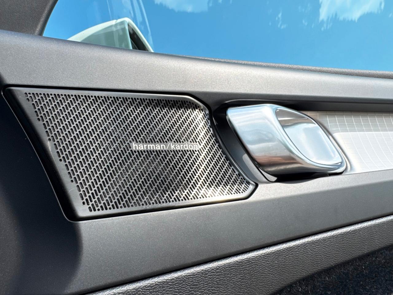 Volvo XC40 1.5 T5 phev Inscription auto | PREZZO REALE