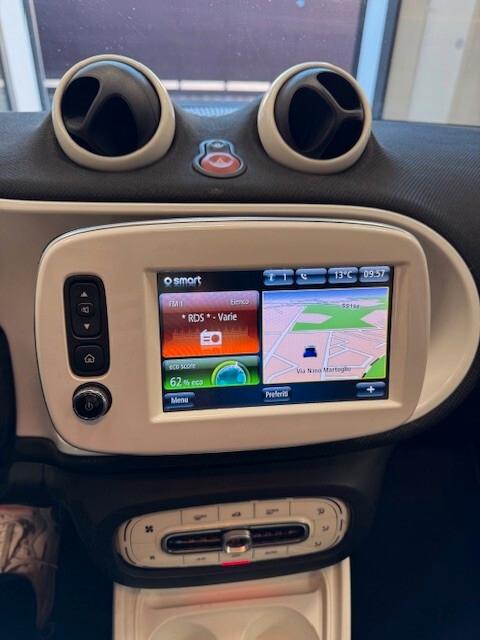 Smart ForFour 1.0BENZ PRIME