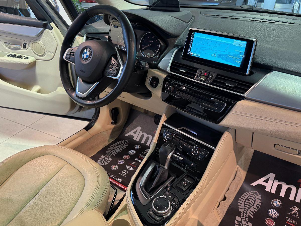 BMW Serie 2 218d Active Tourer Luxury Tetto Pelle