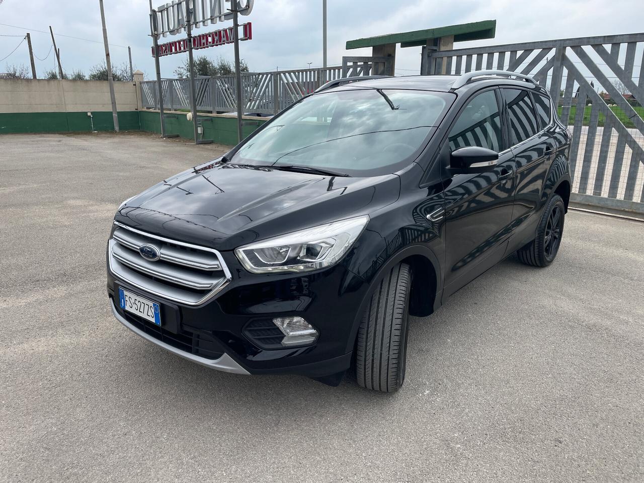 Ford Kuga 1.5 TDCI 120 CV S&S 2WD Titanium